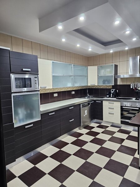 Prelungirea Ghencea, scoala Pro Ingenio duplex de lux complet de inchiriat.